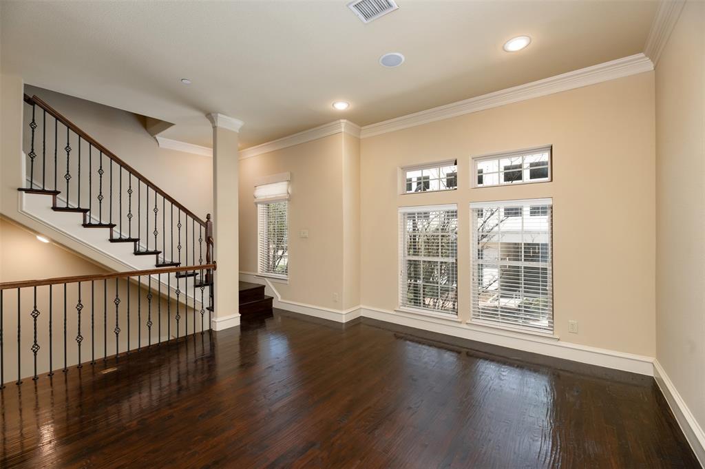 7914 Bishop Road Plano, TX 75024 - Photo 15 of 29