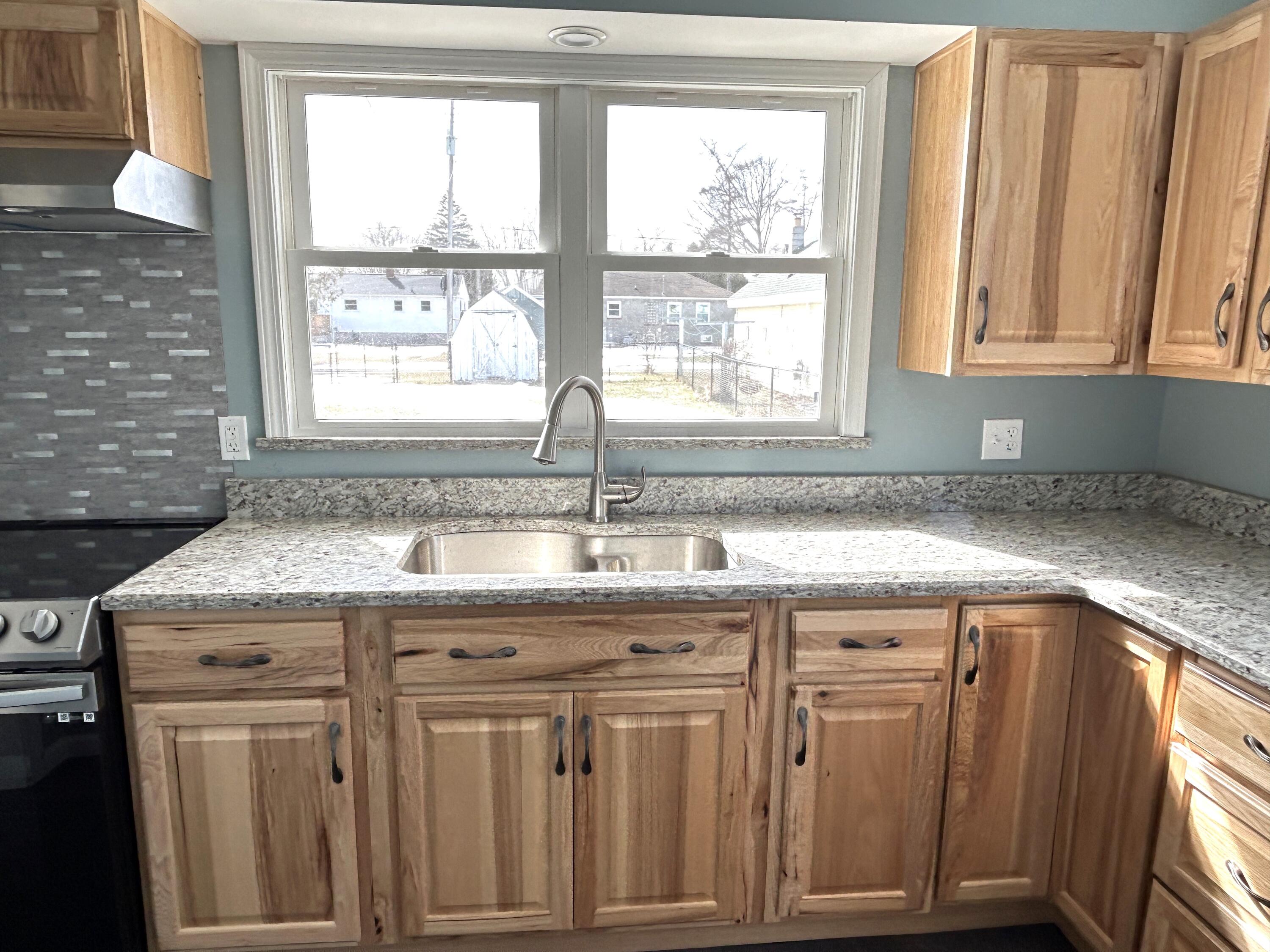 322 Parson Street Alpena, MI 49707 - Photo 12 of 26 Gallery Image 12