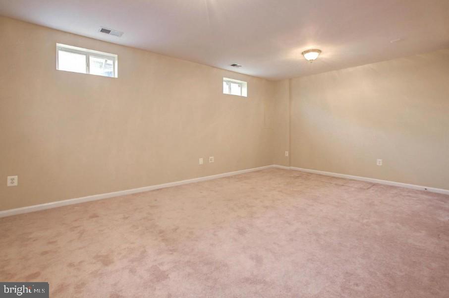 9611 Normanton Way Manassas, VA 20110 - Photo 14 of 16