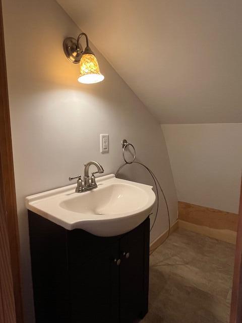 878 River Road Tenants Harbor, ME 04860 - Photo 12 of 24 Upstairs Half Bath