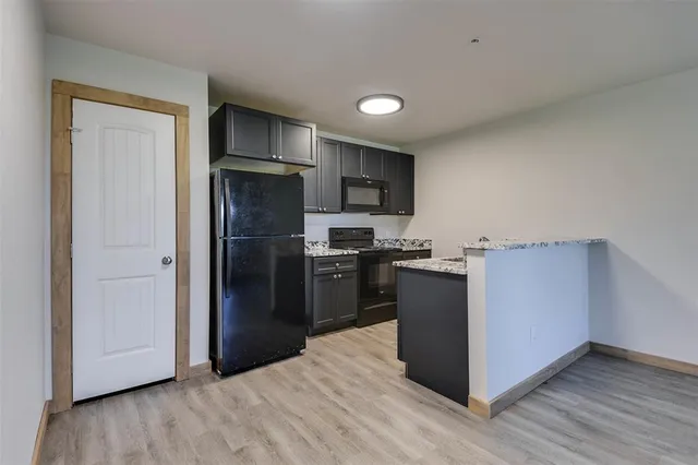 $1,210 | 221 Davenport Street, Italy, TX 76651