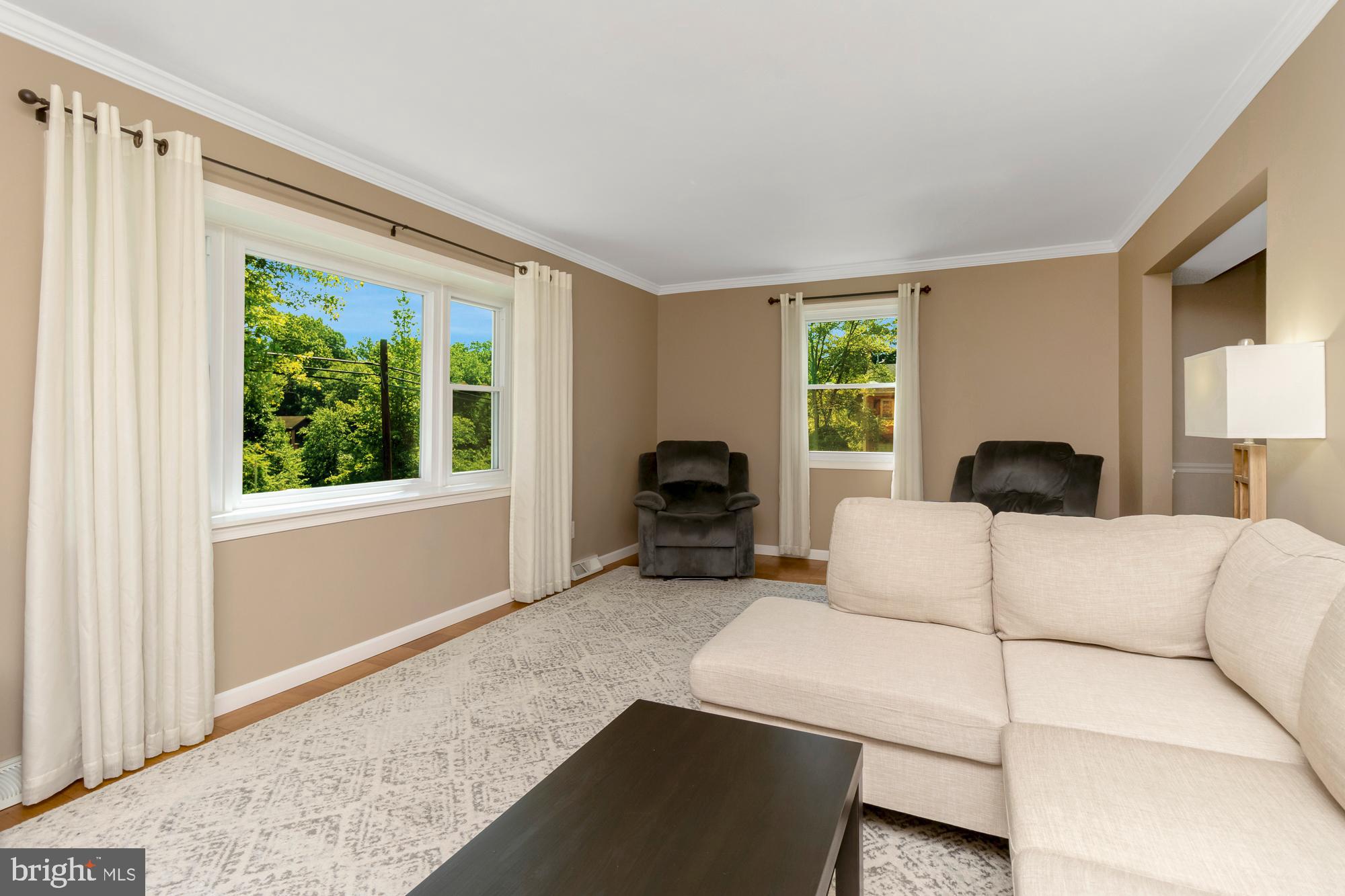 671 Trimble Road Joppa, MD 21085 - Photo 6 of 47 Living Room