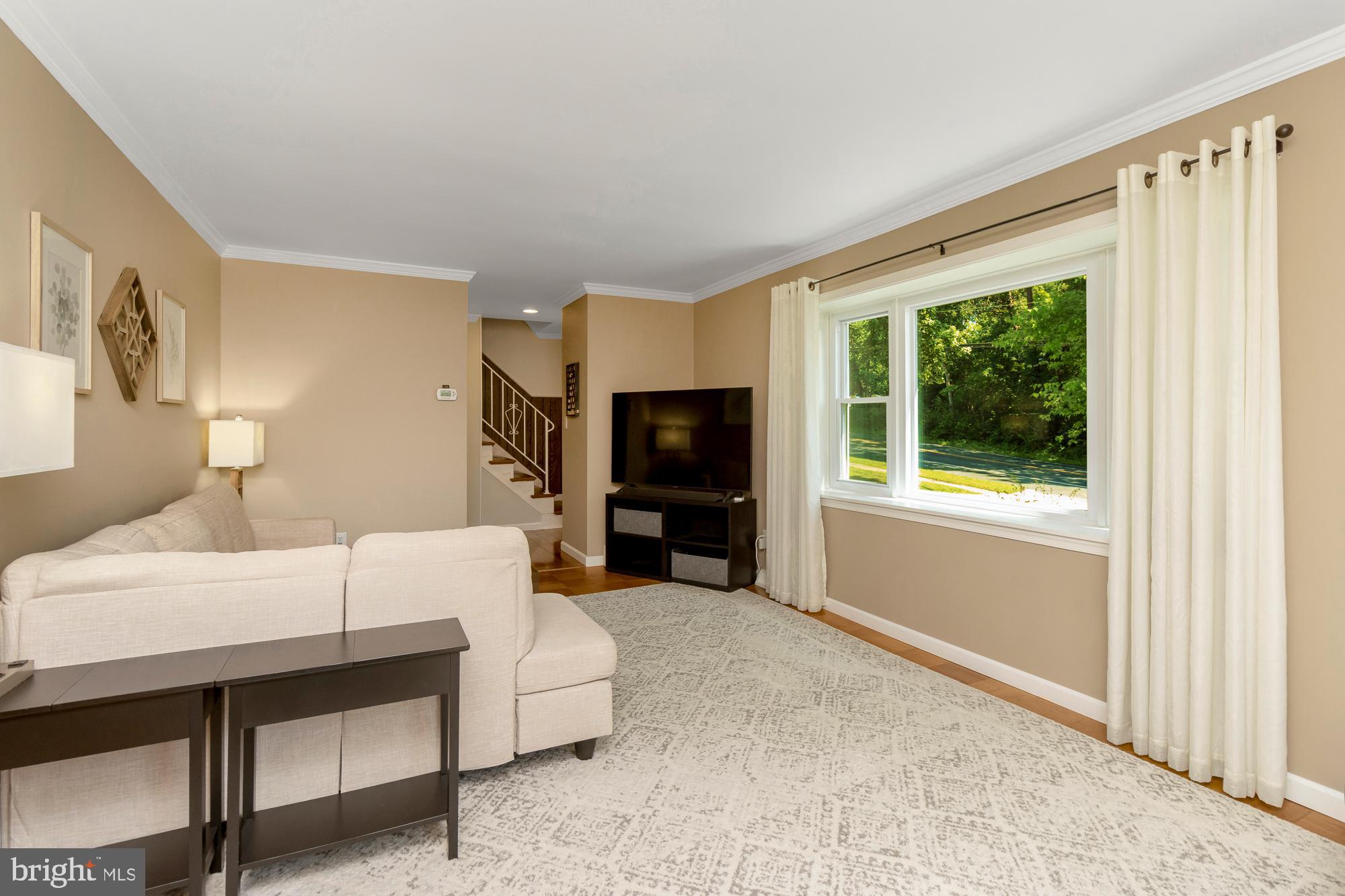 671 Trimble Road Joppa, MD 21085 - Photo 7 of 47 Living Room