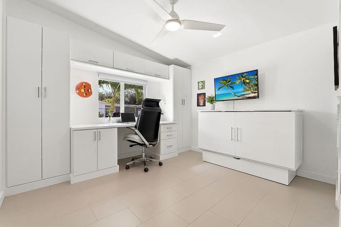 635 Grizzly Bear Road Naples, FL 34113 - Photo 10 of 22