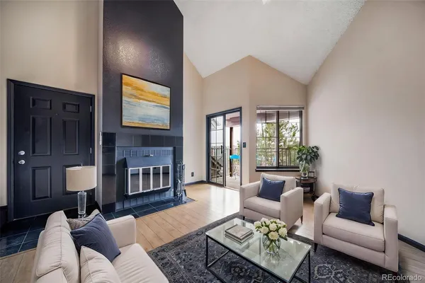 $325,000 | 846 South Vance Street, Unit C, Lakewood, CO 80226