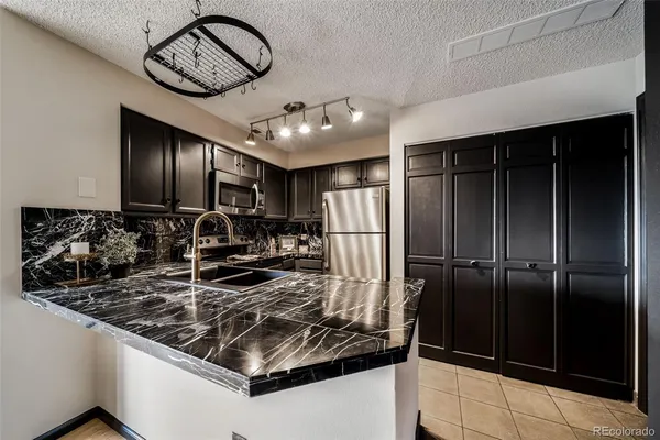 $325,000 | 846 South Vance Street, Unit C, Lakewood, CO 80226