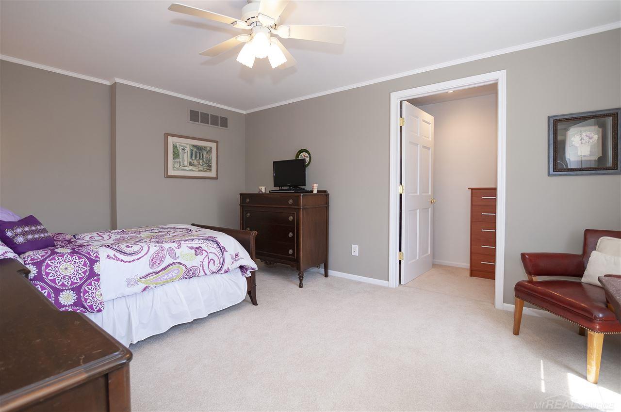 1415 South Renaud Road Grosse Pointe Woods, MI 48236 - Photo 34 of 65