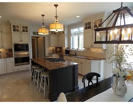 2 Whitman Way Lincoln, RI 02865 - Photo 8 of 20 Kitchen.