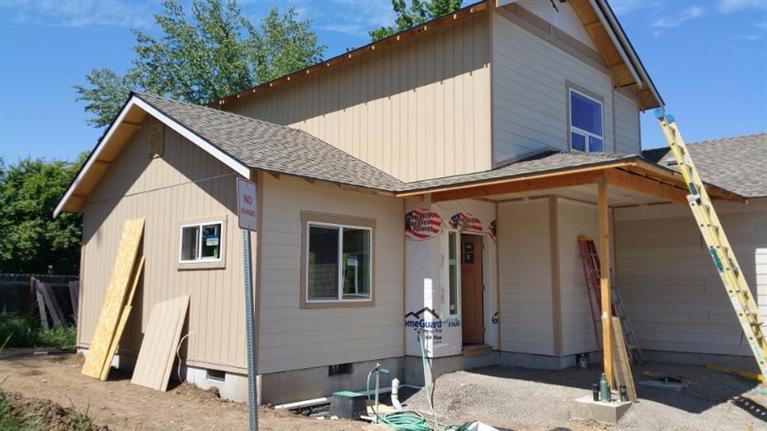 313 Mace Road Medford, OR 97501 - Photo 2 of 8 Additional Photo