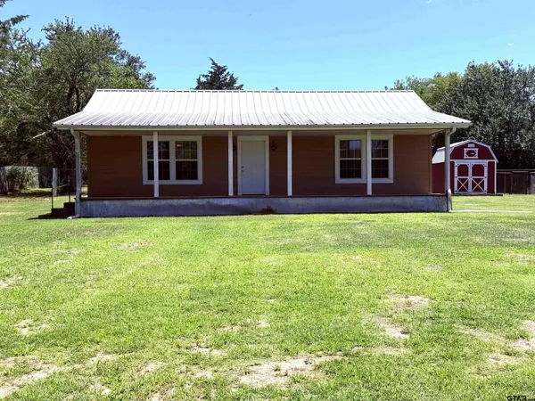 $217,000 | 175 Nw Creek, Mount Vernon, TX 75457