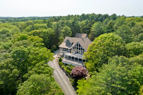 $1,100,000 | 86 Firth Drive, Boothbay, ME 04537