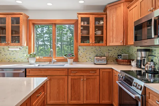 $1,200,000 | 86 Firth Drive, Boothbay, ME 04537