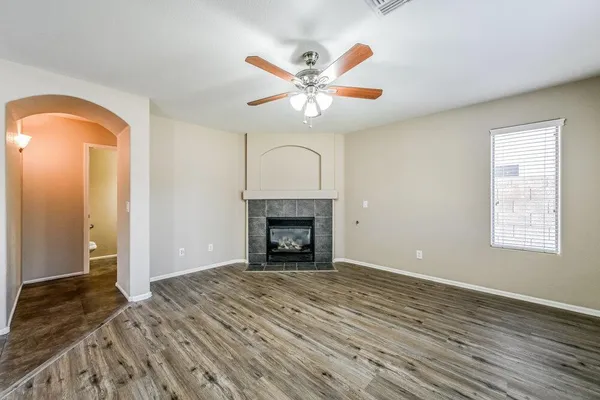 $2,670 | 28414 North 25th Avenue, Phoenix, AZ 85085