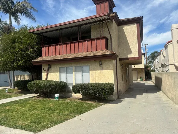 $2,200,000 | 2417 Ruhland Avenue, Redondo Beach, CA 90278