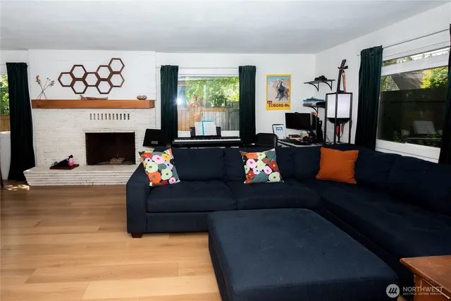 $389,999 | 201 West Alder Street, Shelton, WA 98584