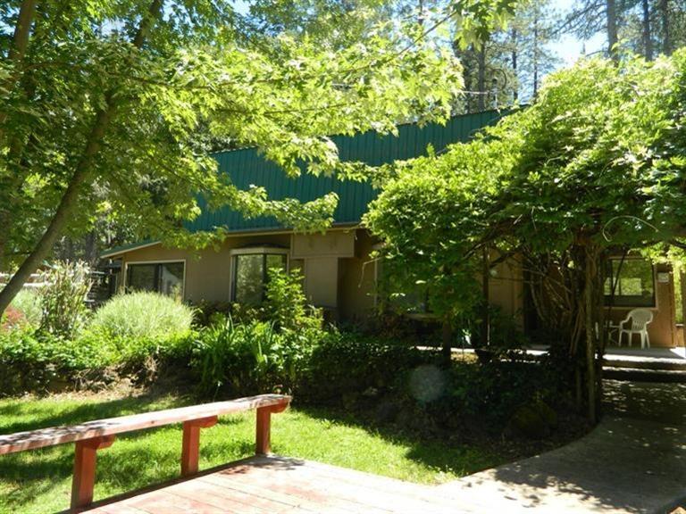 2053 Fish Hatchery Road Grants Pass, OR 97527 - Photo 2 of 32 Additional Photo