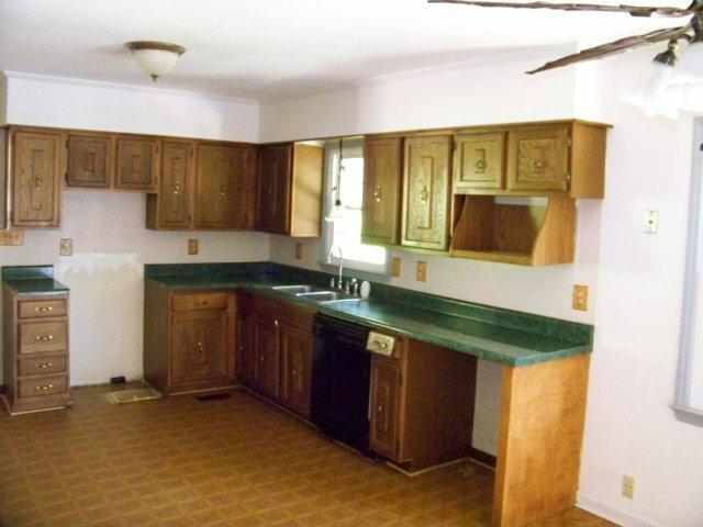 223 Shemaiah Road Central, SC 29630 - Photo 3 of 9