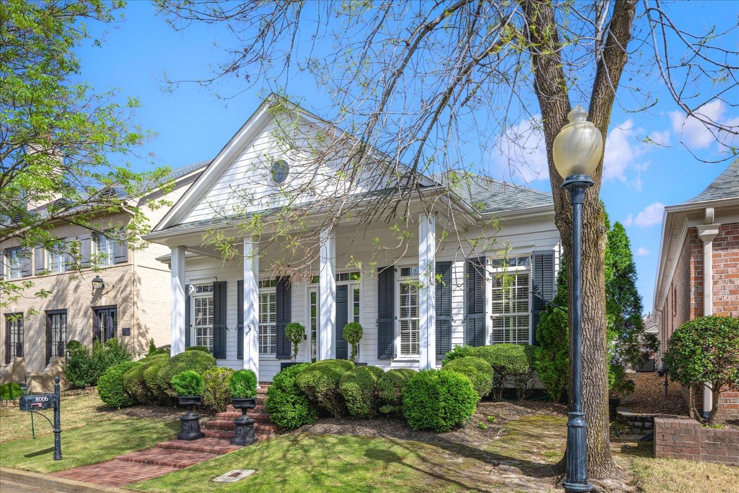 8006 Stonewyck Road Germantown, TN 38138 - Photo 3 of 27