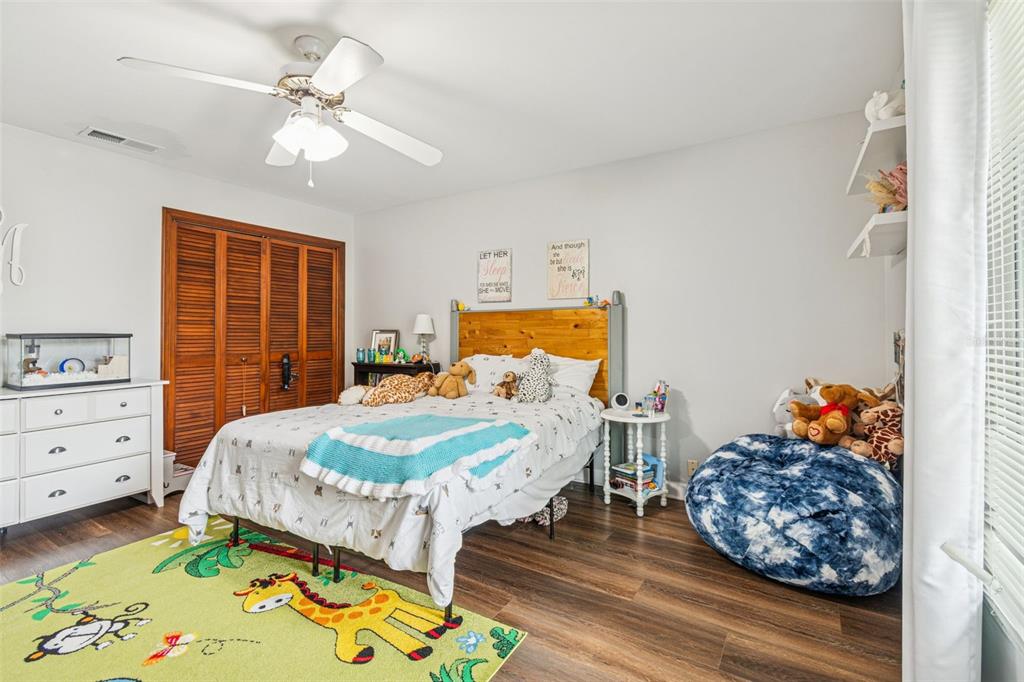 11713 Phoenix Circle Tampa, FL 33618 - Photo 31 of 71