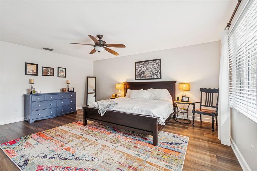 11713 Phoenix Circle Tampa, FL 33618 - Photo 33 of 71