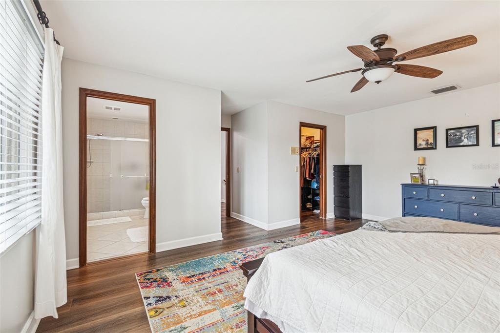 11713 Phoenix Circle Tampa, FL 33618 - Photo 34 of 71