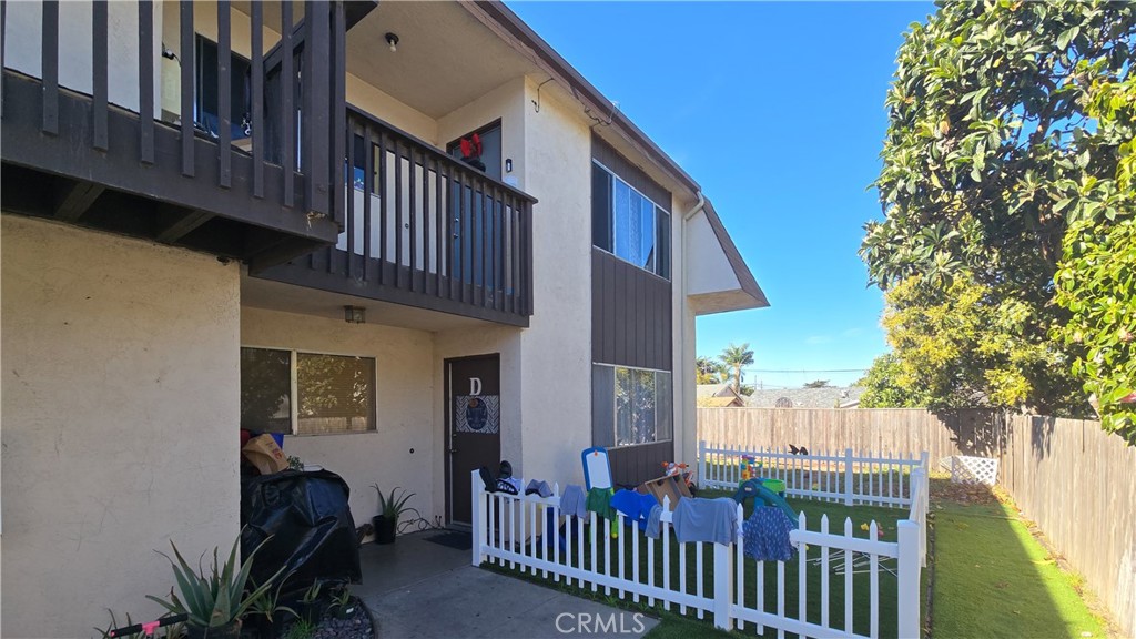 956 South 13th Street Grover Beach, CA 93433 - Photo 3 of 5