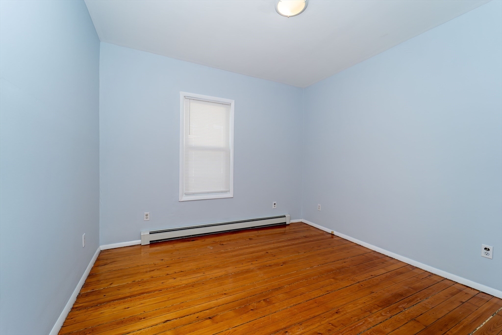 224 Grinnell Street Fall River, MA 02721 - Photo 22 of 36