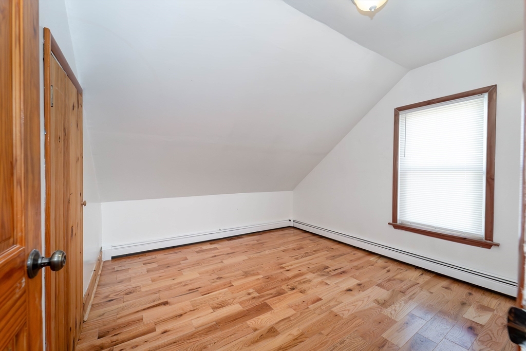 224 Grinnell Street Fall River, MA 02721 - Photo 24 of 36