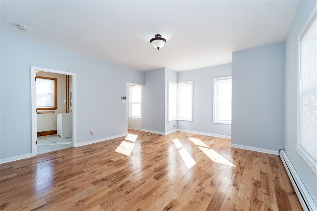 224 Grinnell Street Fall River, MA 02721 - Photo 3 of 36