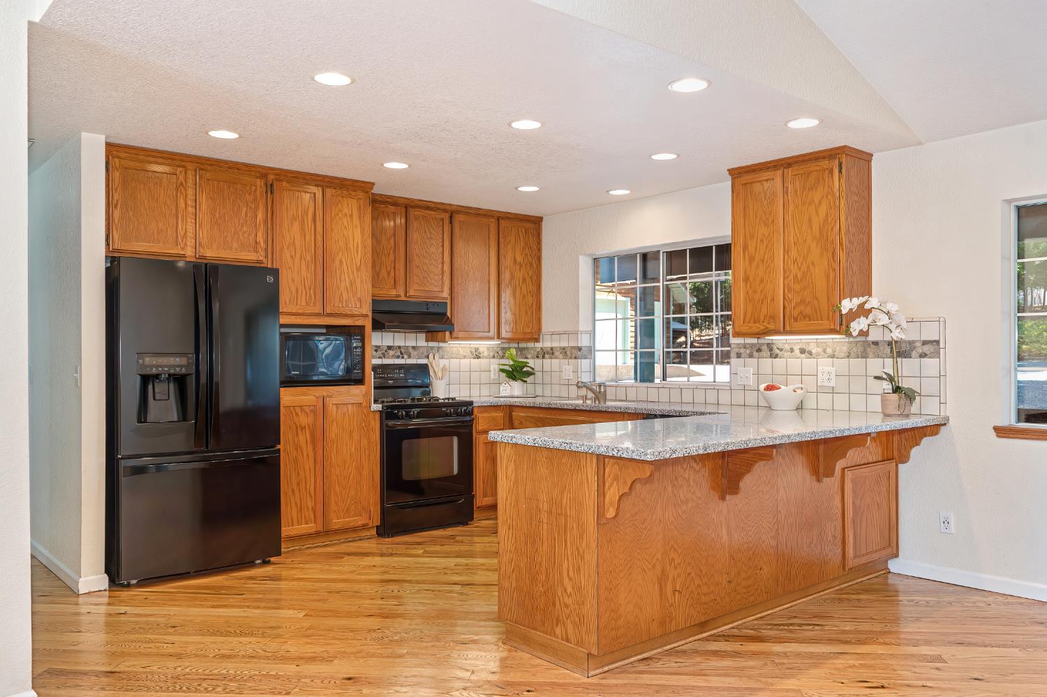 25990 Ridgeview Court Colfax, CA 95713 - Photo 9 of 64
