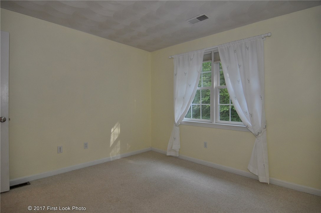 22 Stone Bridge Way Hopkinton, RI 02832 - Photo 19 of 39 Bedroom