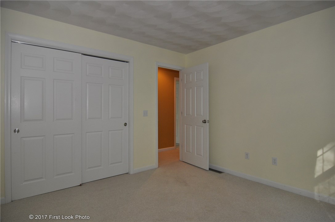 22 Stone Bridge Way Hopkinton, RI 02832 - Photo 20 of 39