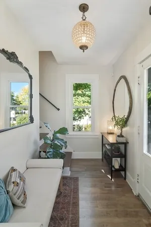 $3,500 | 114 Harrison Street, Barrington, IL 60010