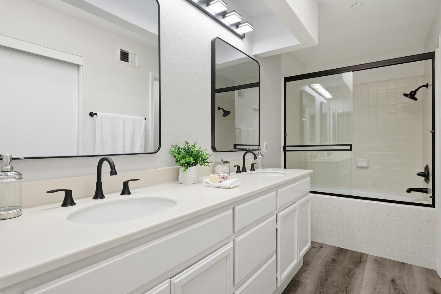 983 La Mesa Terrace, Unit C Sunnyvale, CA 94086 - Photo 19 of 36