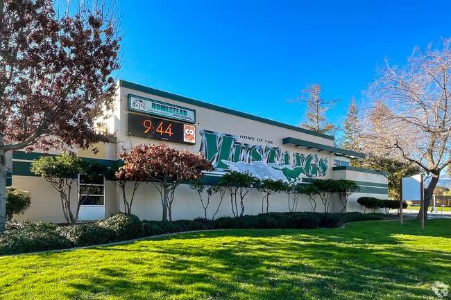 983 La Mesa Terrace, Unit C Sunnyvale, CA 94086 - Photo 33 of 36