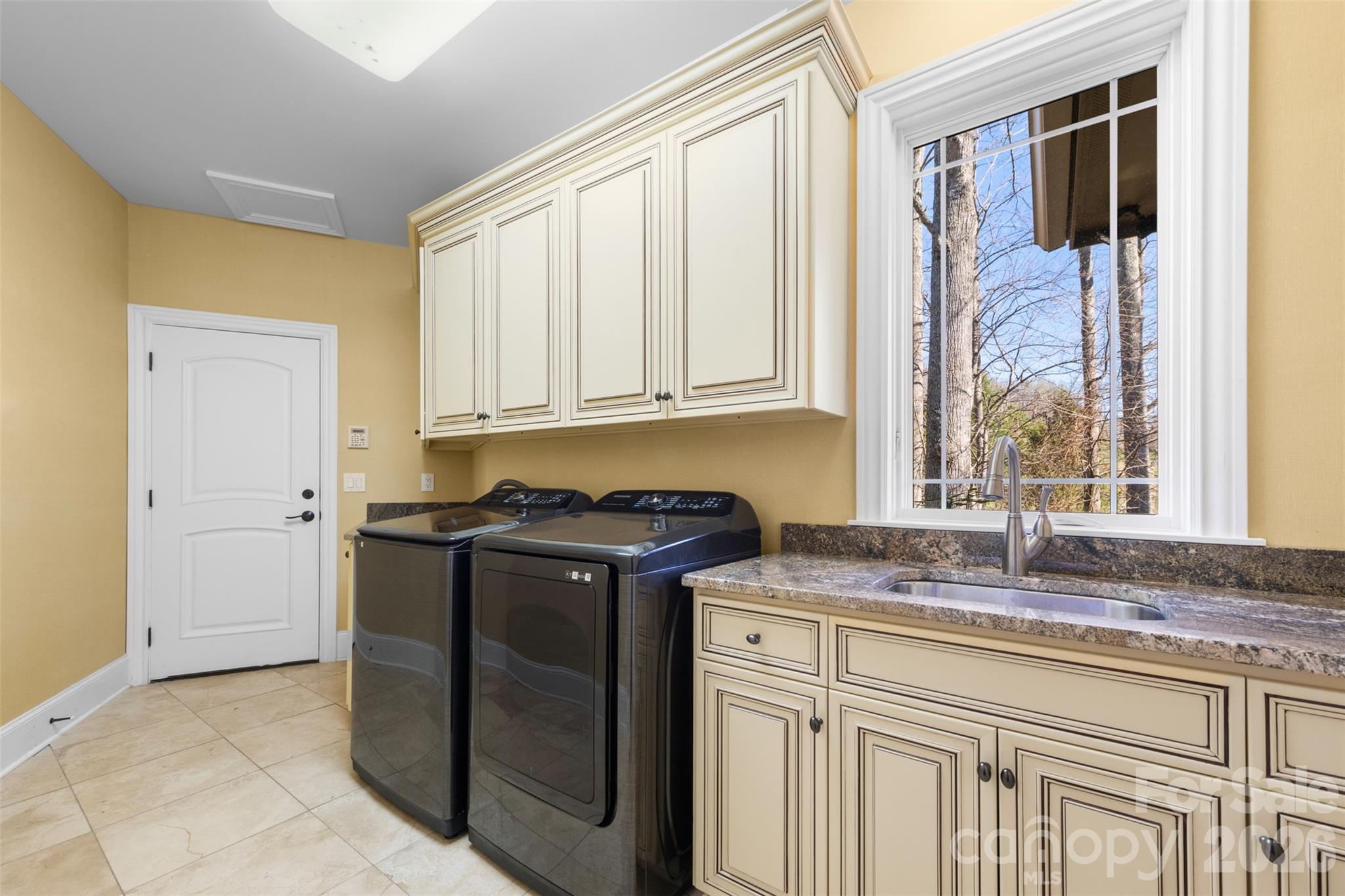46 North Ridge Lane, Unit 3 Newland, NC 28657 - Photo 27 of 43