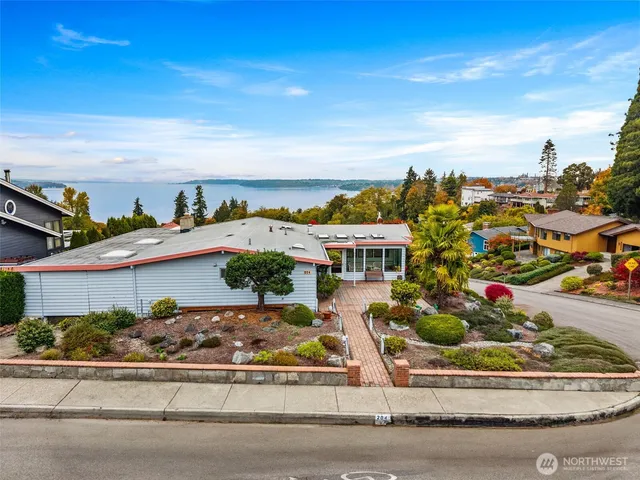 $1,100,000 | 204 Southwest 298th Place, Federal Way, WA 98023