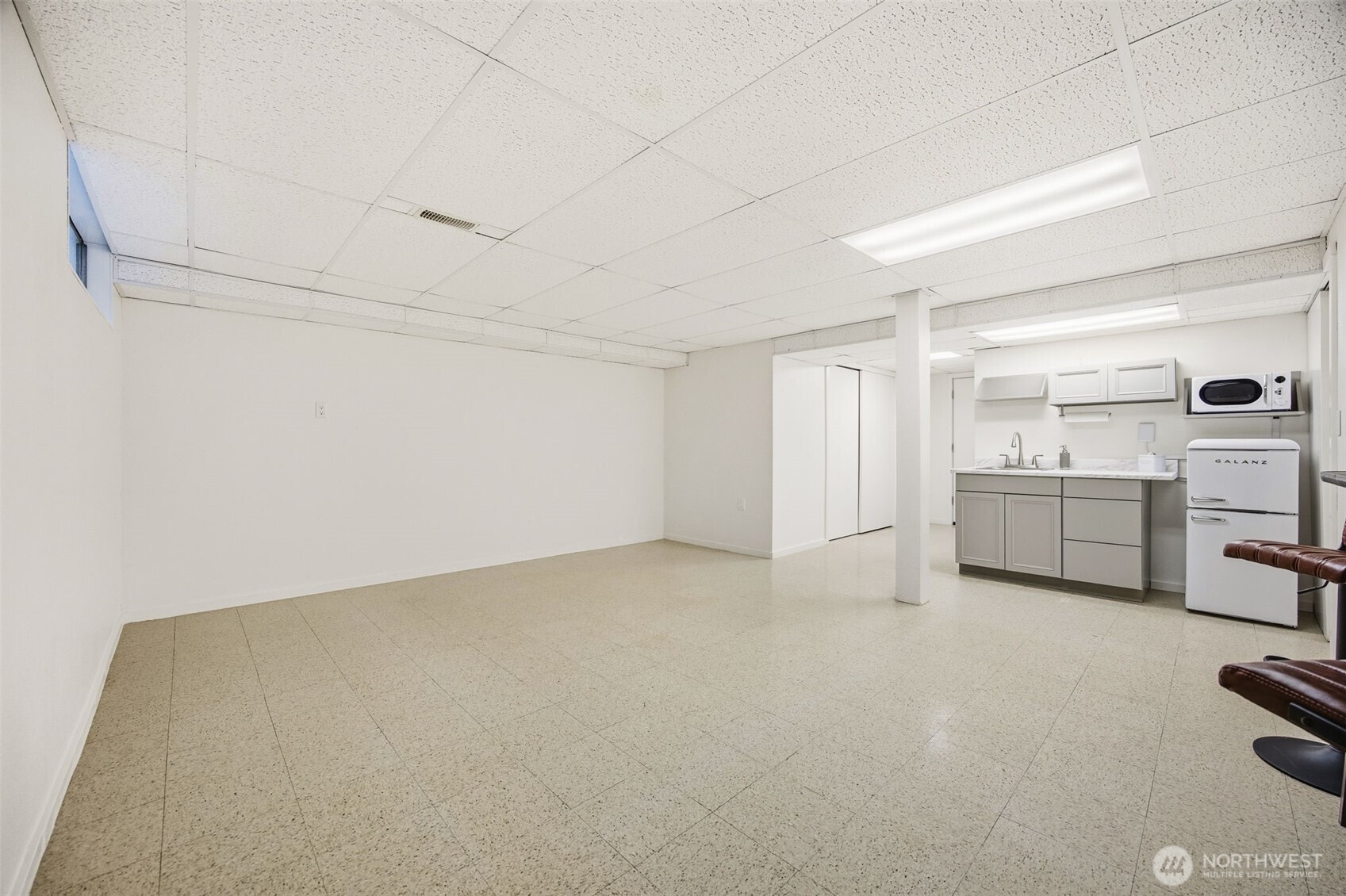 204 Southwest 298th Place Federal Way, WA 98023 - Photo 24 of 31 a view of an empty room with kitchen