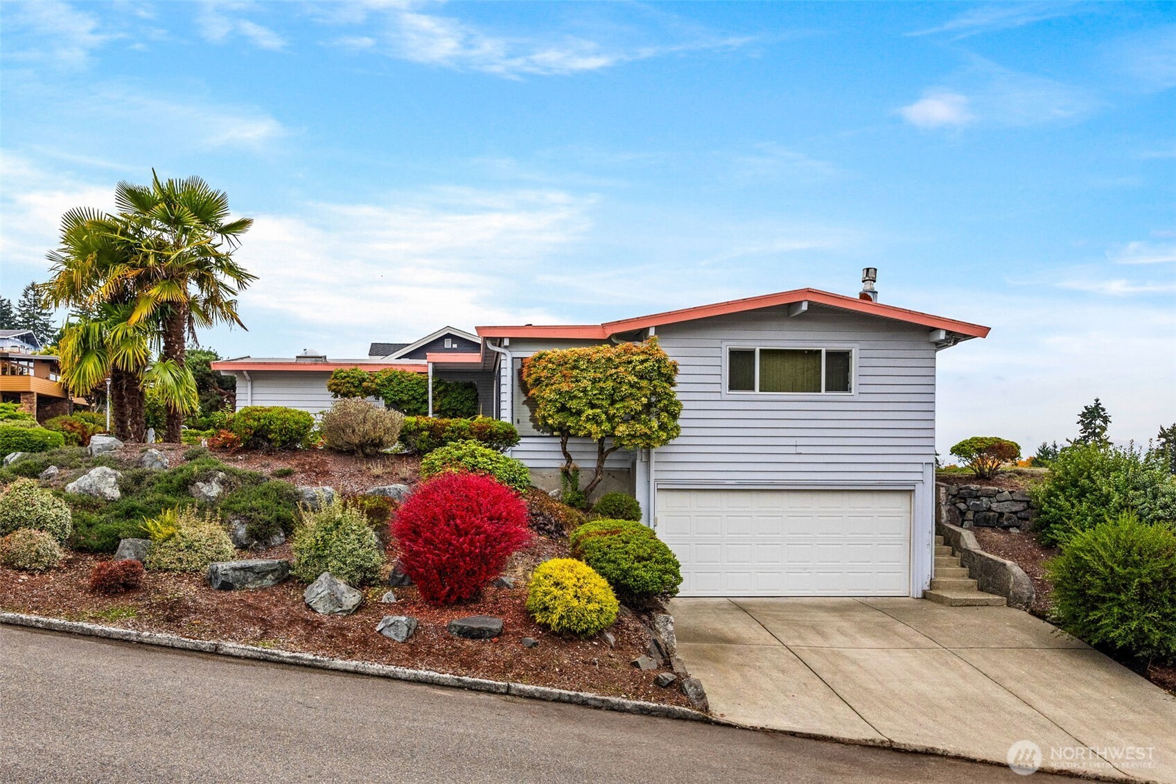 204 Southwest 298th Place Federal Way, WA 98023 - Photo 8 of 31 a front view of a house with a yard