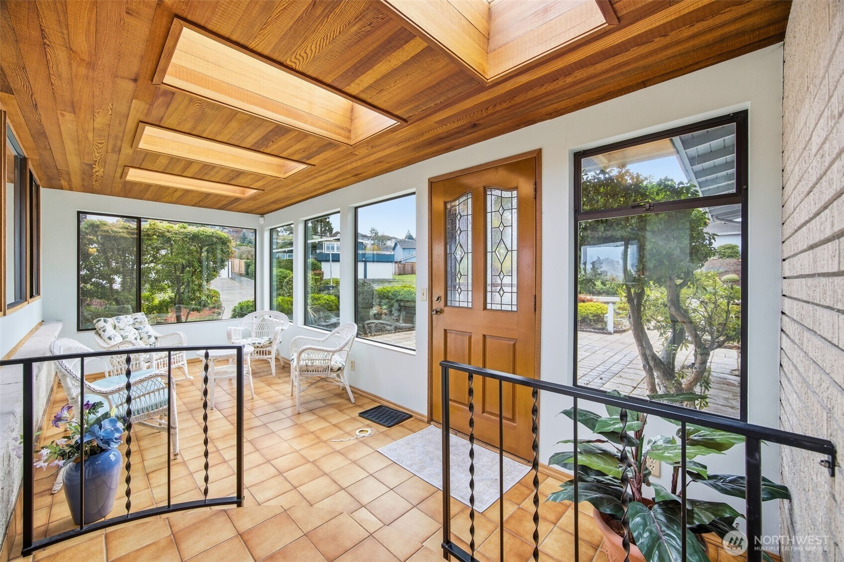 204 Southwest 298th Place Federal Way, WA 98023 - Photo 10 of 31 a view of a large window with an outdoor space