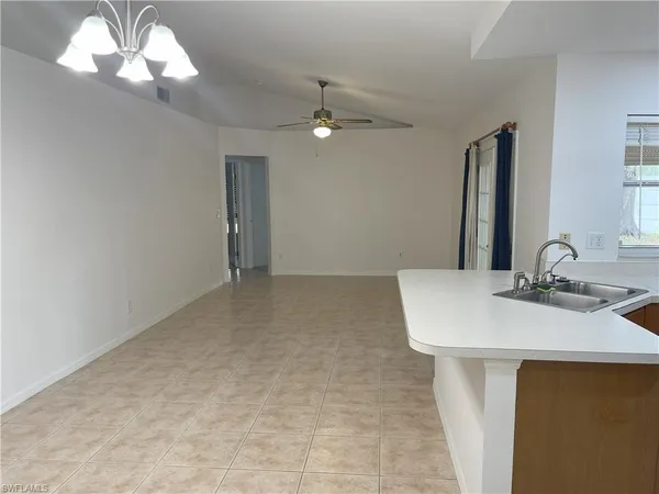 $2,950 | 9758 Country Oaks Drive, Fort Myers, FL 33967