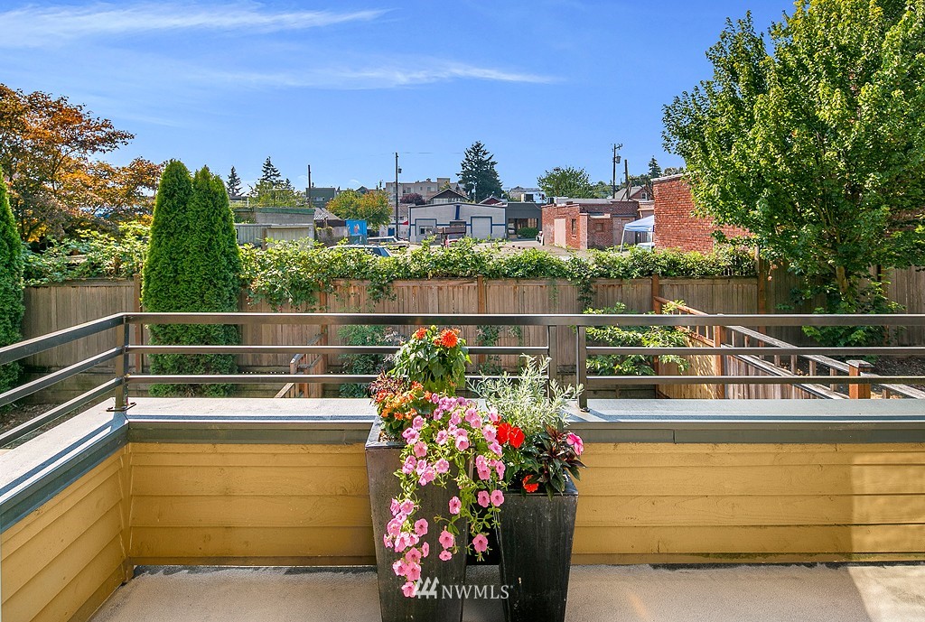 4313 Linden Avenue North, Unit B Seattle, WA 98103 - Photo 16 of 18 Gallery Image 16