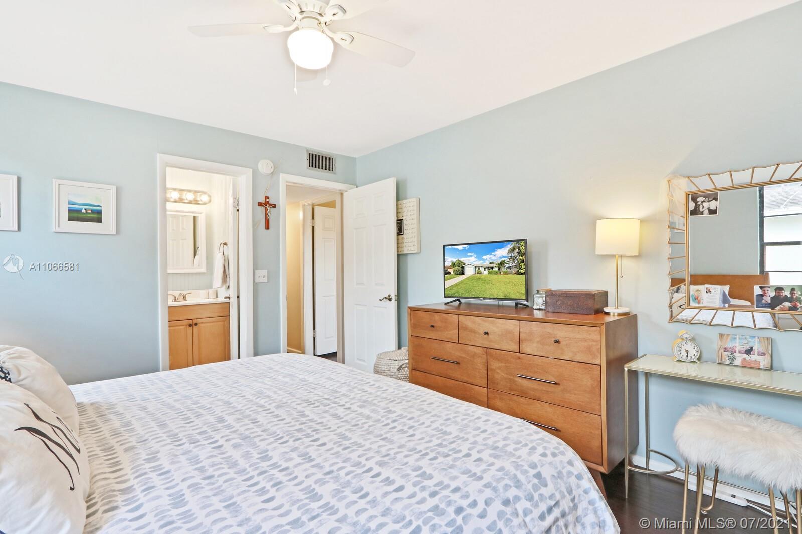 14096 Marrian Avenue Jupiter, FL 33458 - Photo 17 of 68