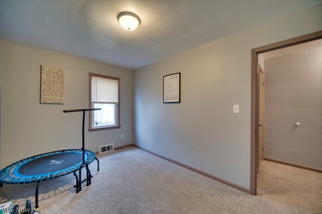 24600 Hartland Road Euclid, OH 44123 - Photo 18 of 29