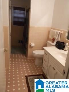 924 Ridgewood Circle Birmingham, AL 35235 - Photo 5 of 38
