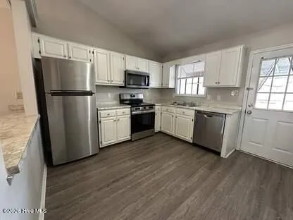 $1,075 | 116 Pine Crest Drive, Jacksonville, NC 28546