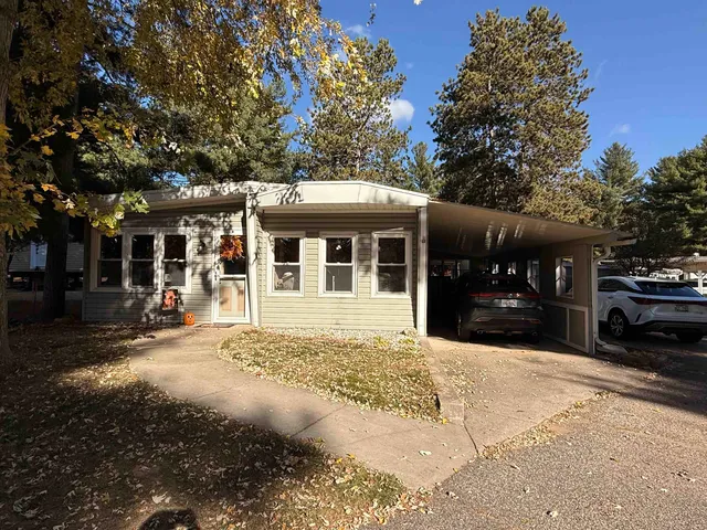 $139,500 | 750 # 2 Golf, Prairie du Sac, WI 53578