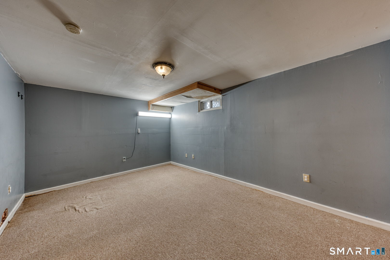 160 Windbrook Drive Windsor, CT 06095 - Photo 28 of 35 a view of an empty room