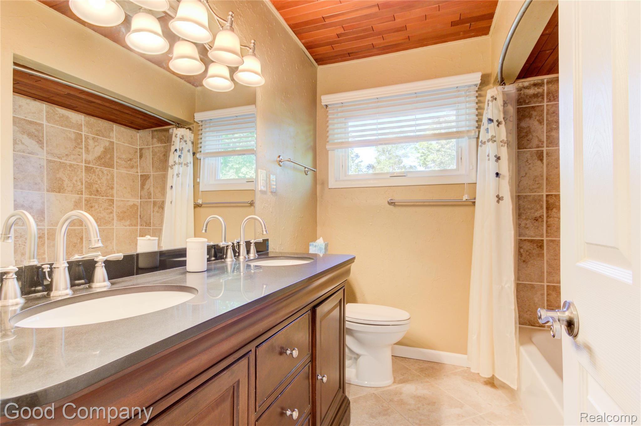 28310 Quail Hollow Road Farmington, MI 48331 - Photo 22 of 52 28310 Quail Hollow Rd.-22
