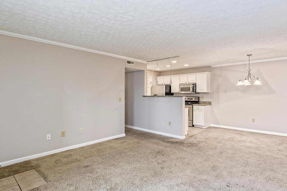 5416 Garden Ridge, Unit 5416 Columbus, OH 43228 - Photo 3 of 30